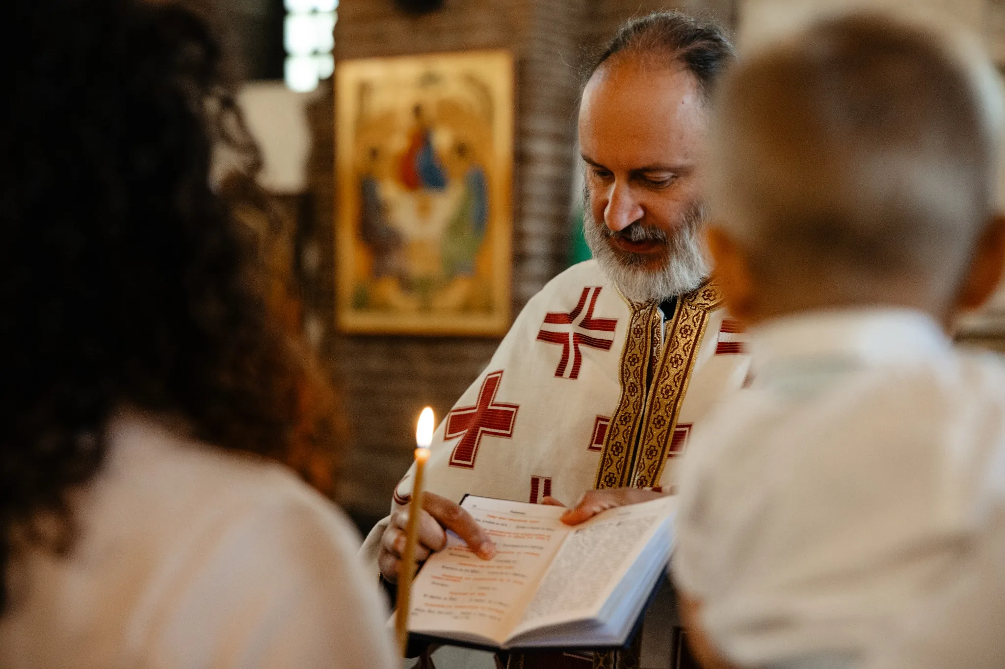 Православен свещеник – молитва за кръщене