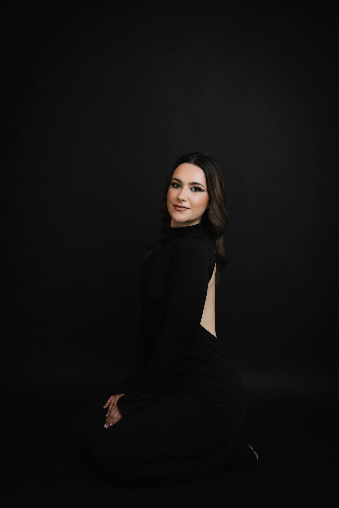 Бизнес портрет в студио на черен фон