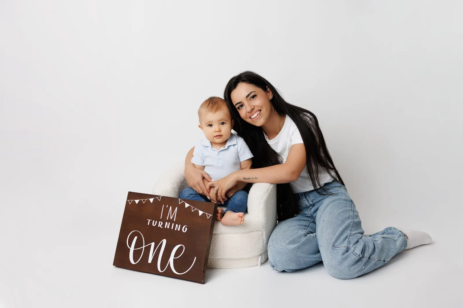 Фотосесия 1 годинка – майка и бебе