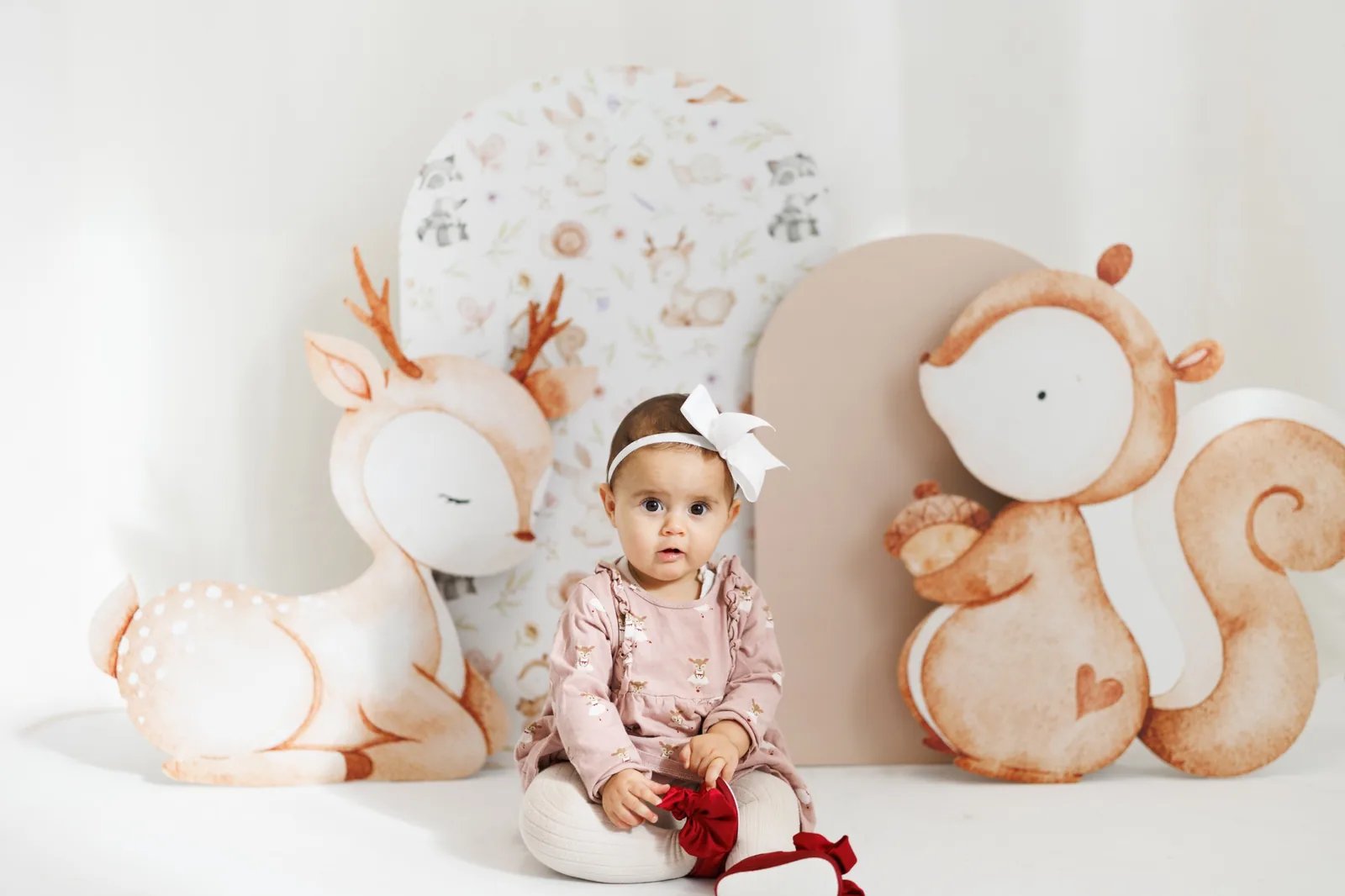 Смаш кейк – бебе момиче в горска декорация